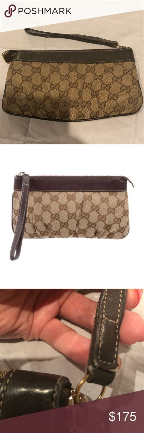 gucci wristlet classic print|gucci wallet clearance.